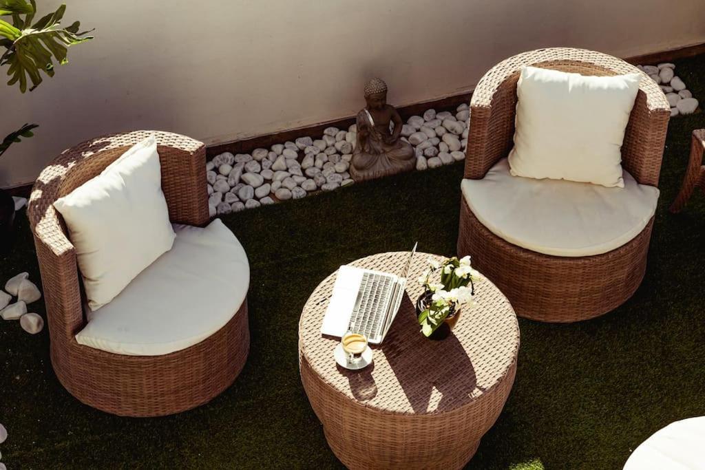 Ferienwohnung Luxury Designer Penthouse With Private Jacuzzi Sliema Exterior foto